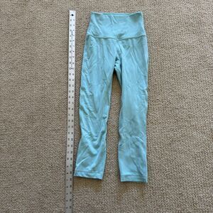 Lululemon Capri Leggings Womens 2 Blue High Rise Knit Slim Stretch Yoga Athletic